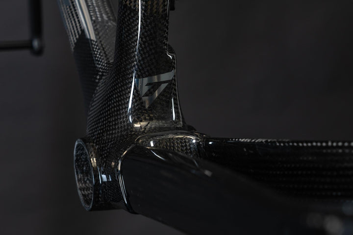 SCYLON FRAMESET